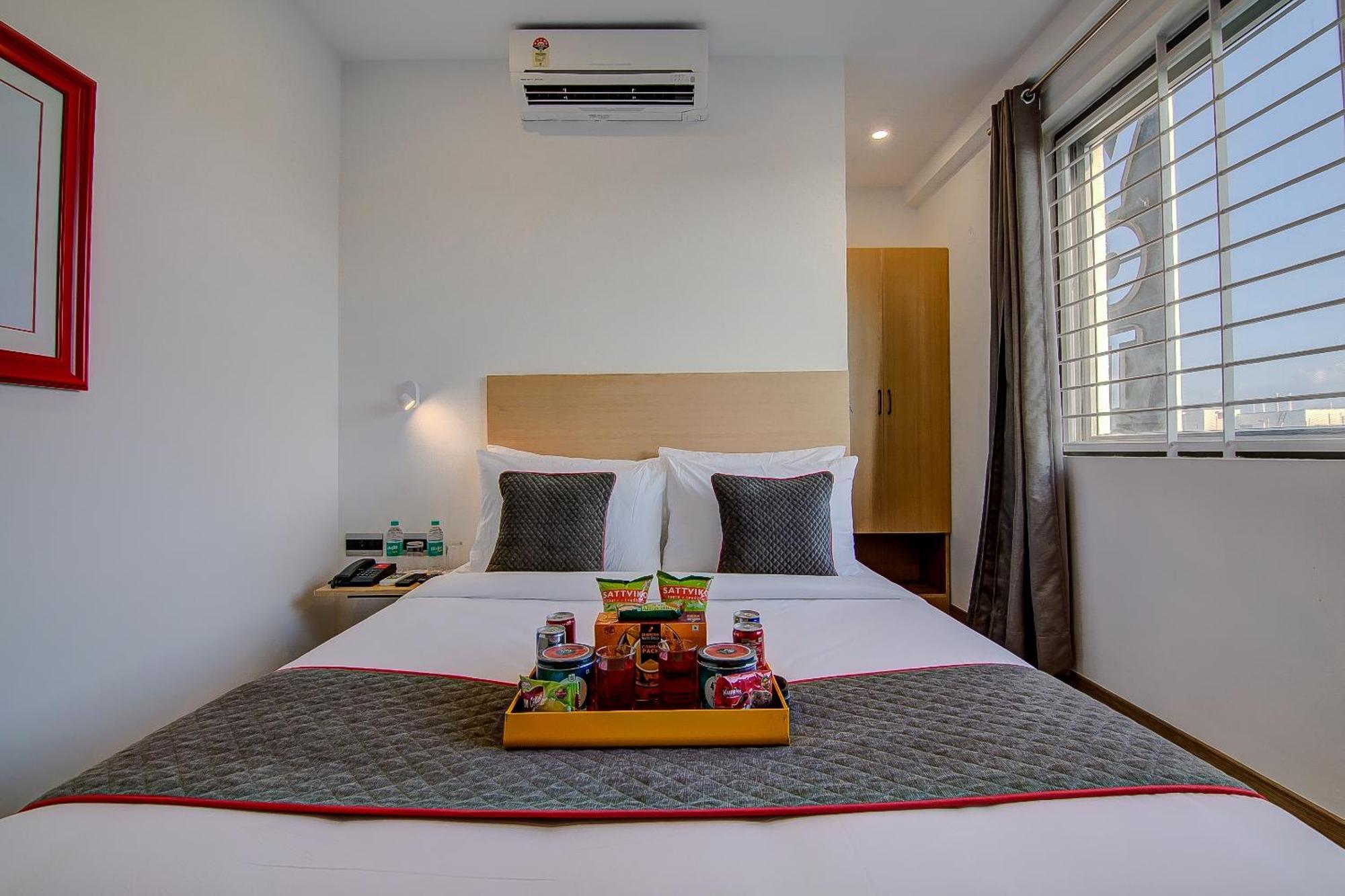 Super Townhouse Global Village Tech Park Near Kengeri Bus Terminal Metro Station Bangalore Ngoại thất bức ảnh