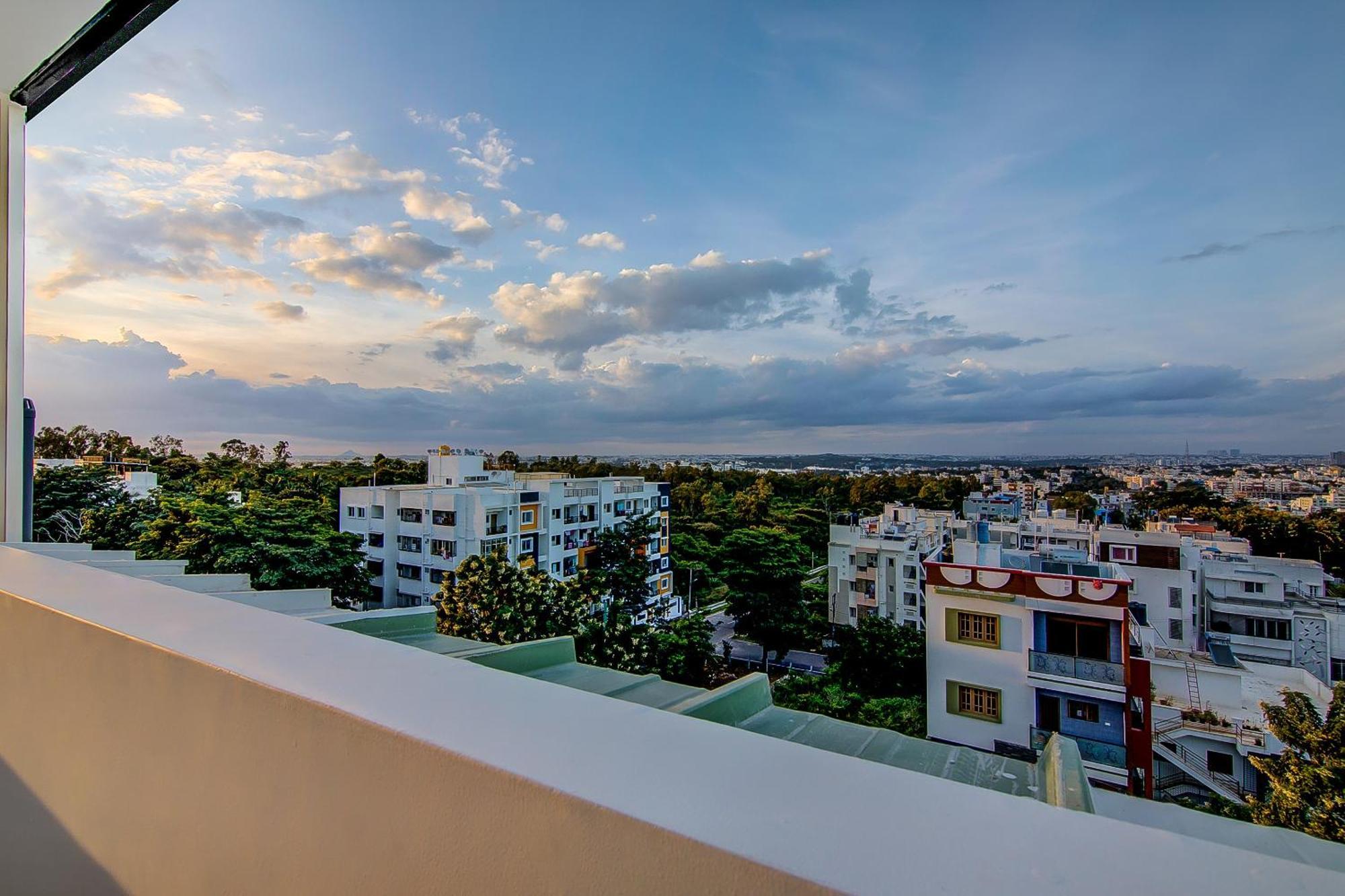 Super Townhouse Global Village Tech Park Near Kengeri Bus Terminal Metro Station Bangalore Ngoại thất bức ảnh