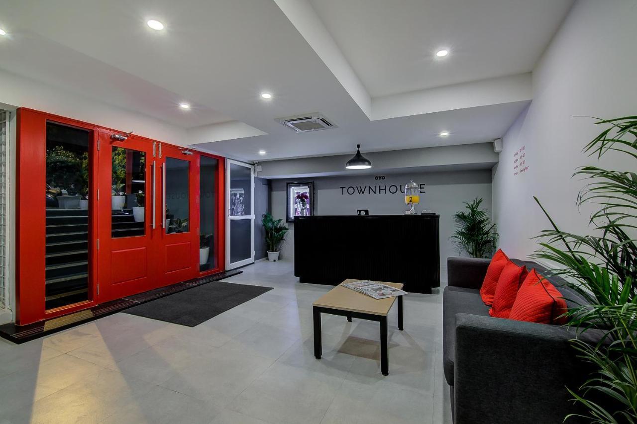 Super Townhouse Global Village Tech Park Near Kengeri Bus Terminal Metro Station Bangalore Ngoại thất bức ảnh