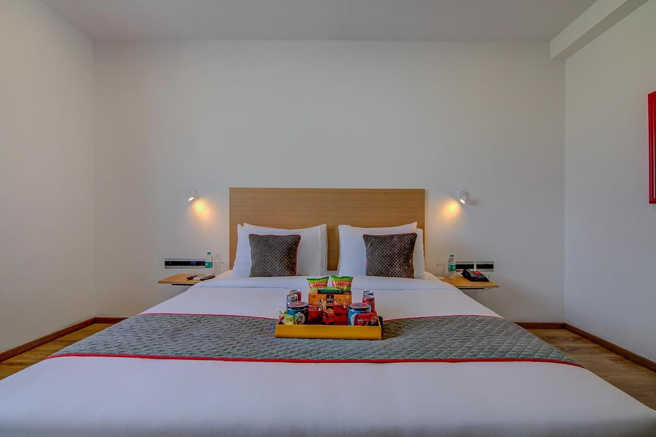 Super Townhouse Global Village Tech Park Near Kengeri Bus Terminal Metro Station Bangalore Ngoại thất bức ảnh